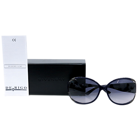 �����  ���۶�