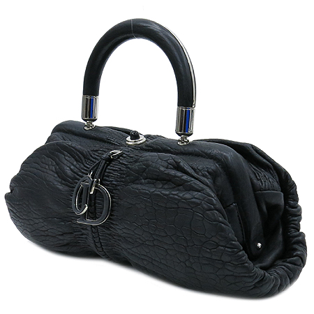 Dior(ũ����î���) ���� ���� �ΰ� ��� ��Ʈ�� �̹���3 - ���̺��� �߰���ǰ