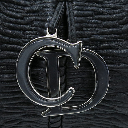 Dior(ũ����î���) ���� ���� �ΰ� ��� ��Ʈ�� �̹���4 - ���̺��� �߰���ǰ