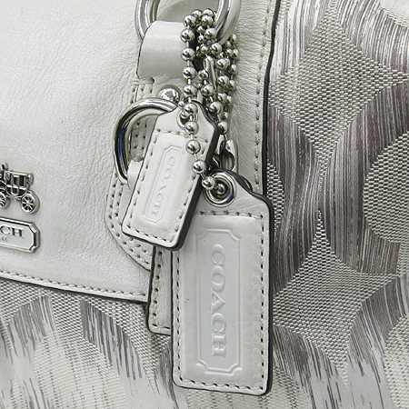 Coach(��ġ) Coach(��ġ) 15092 �޵� �ɾ�Ʈ ��긮�� 2WAY �̹���3 - ���̺��� �߰���ǰ