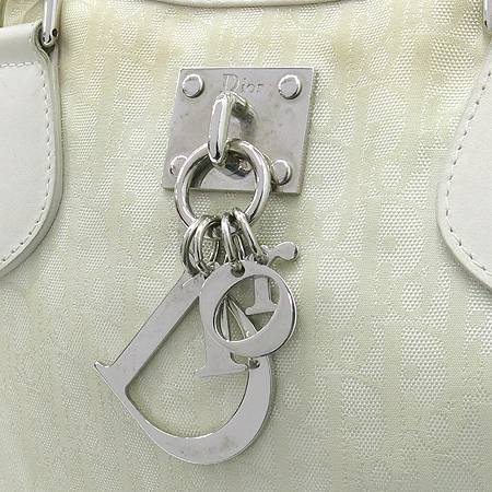 Dior(ũ����î���) ���� �ΰ� ��� �к긯 ����� �̹���4 - ���̺��� �߰���ǰ