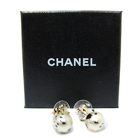 ����  �Ͱ���