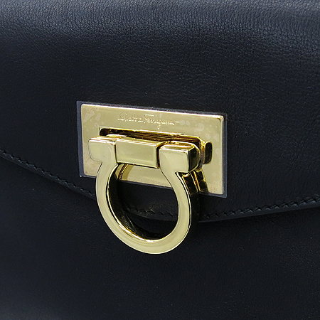 Ferragamo(��󰡸�) 21-E433 ���� �ΰ� ��� ���� ���� ���� ü�� ��Ʈ�� �̹���4 - ���̺��� �߰���ǰ