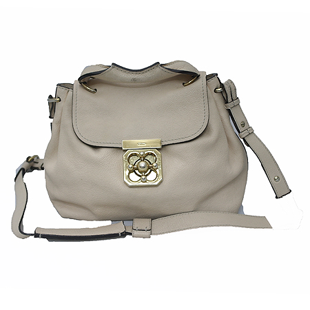 ���ο�  �����