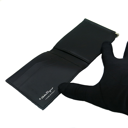 Ferragamo(��󰡸�) 66 0520 ���� �ΰ� ��� ���� ���� �Ӵ�Ŭ�� 3�� ������ [��������] �̹���3 - ���̺��� �߰���ǰ