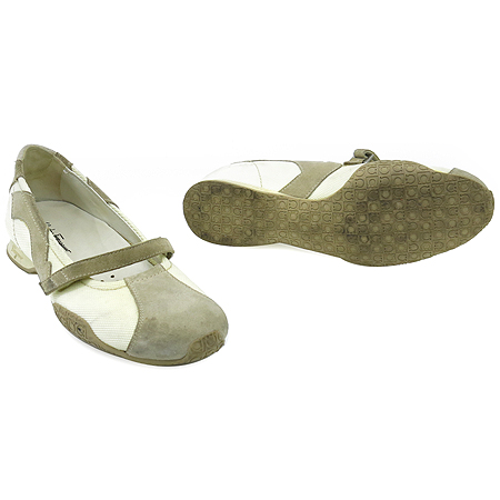 Ferragamo(��󰡸�) �����̵� ������ ���� �̹���2 - ���̺��� �߰���ǰ