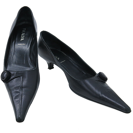 �����  ����