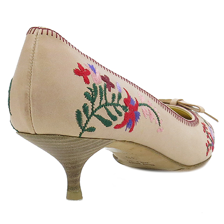 MiuMiu(�̿�̿�) �ö�� �ڼ� ��� ������ ���� ������ ������ ���� �̹���4 - ���̺��� �߰���ǰ