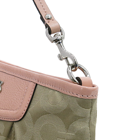 Coach(��ġ) OP ART(�� ��Ʈ) ���� �޵� �ΰ� ��� �Ŀ�ġ �̹���3 - ���̺��� �߰���ǰ