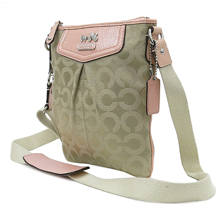 Coach(��ġ) 43430 OP ART(�� ��Ʈ) ���� �޵� �ΰ� ��� ũ�ν��� �̹���2 - ���̺��� �߰���ǰ