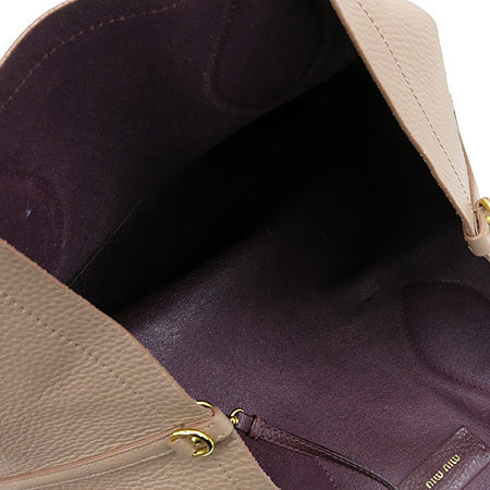 MiuMiu(�̿�̿�) RR1863 VITTELO CARIBU(���ڷ� Į����) ī�᷹�� ����ΰ� ���� ����� + �����Ŀ�ġ �̹���5 - ���̺��� �߰���ǰ