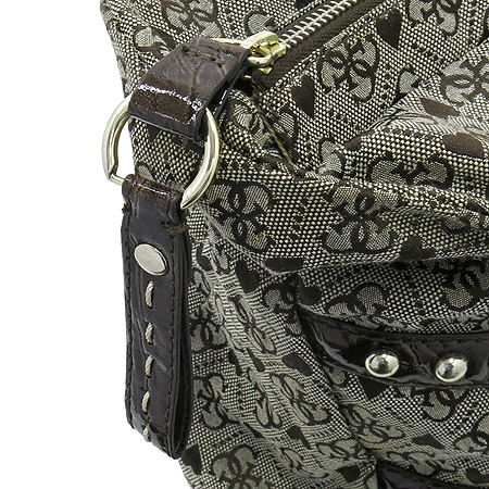 Guess(�Խ�) ���͵� ��� G�ΰ� �� ��Ʈ�� �̹���5 - ���̺��� �߰���ǰ