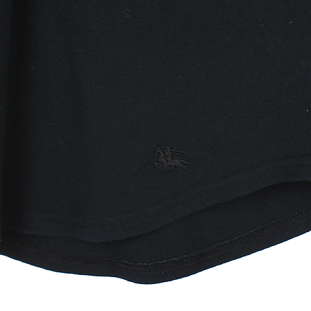 Burberry(������) �����÷� V�� ���� Ƽ �̹���3 - ���̺��� �߰���ǰ