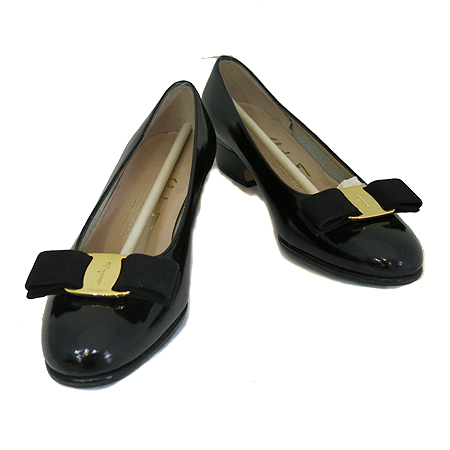 Ferragamo(��󰡸�) ���� ���̴�Ʈ ���� �ٶ� ��� ������ ������ ���� [�ϻ����] �̹���2 - ���̺��� �߰���ǰ