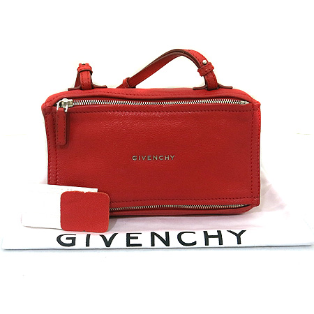 ����� �ǵ��� �̴� ũ�ν��� 