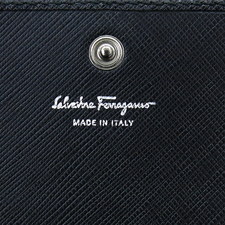 Ferragamo(��󰡸�) 22 953 ���� ���ǾƳ� ���� ���� �ٶ� ��� ������ ������ �̹���4 - ���̺��� �߰���ǰ