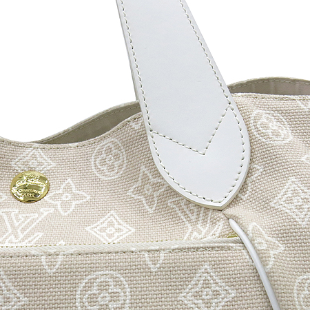 Louis Vuitton(���̺���) M95982 ���׷� ī�ٽ� ���ĳ׸� PM ����� + �����Ŀ�ġ [2008�� ����������] �̹���4 - ���̺��� �߰���ǰ