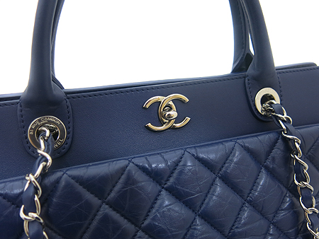 Chanel() A66813       BECC  ü 2WAY [빮] ̹4 - ̺ ߰ǰ