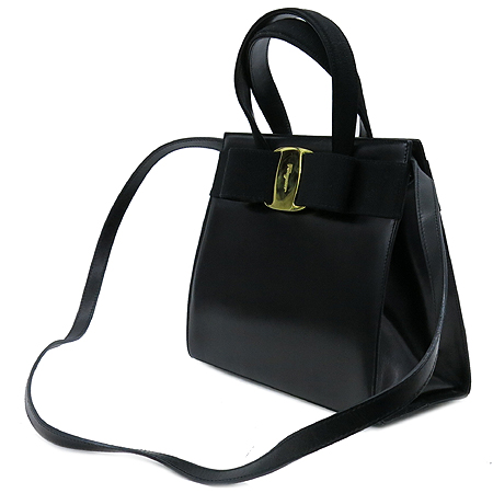 Ferragamo(��󰡸�) 21 4178 �������� ���� �ٶ� ������� �̴� �ٰ� 2WAY �̹���3 - ���̺��� �߰���ǰ