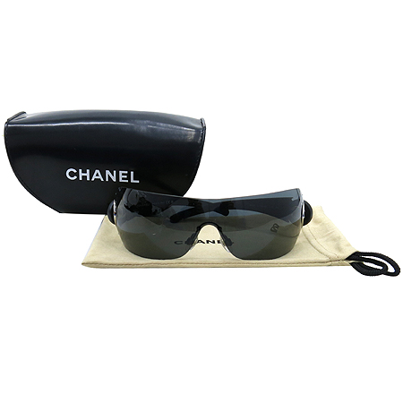 ����  ���۶�