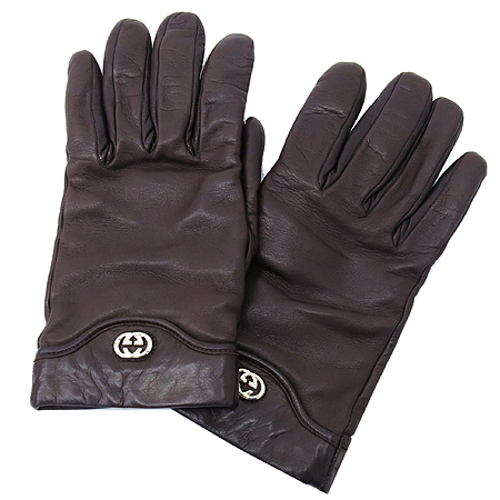 ����  �尩