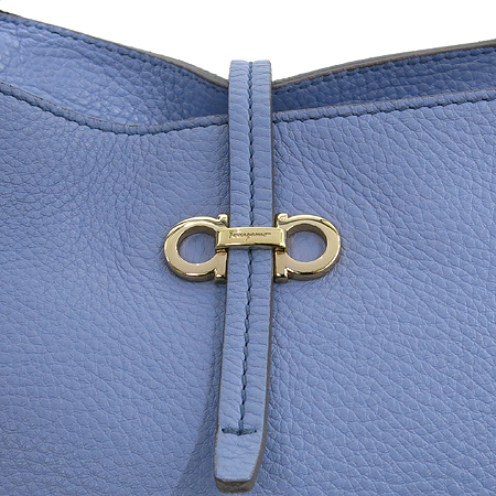 Ferragamo(��󰡸�) 21 914  ��ī�̺��� ���� ���� �ΰ� ��Ʈ�� �̹���4 - ���̺��� �߰���ǰ