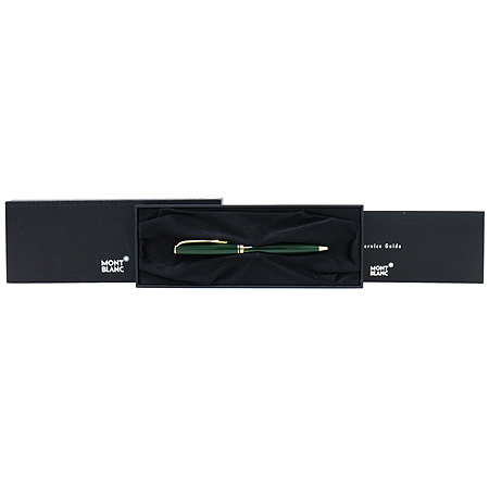 ������  ����