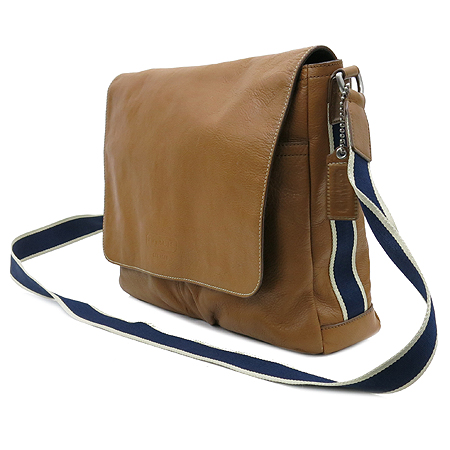 Coach(��ġ) 70556 ���� ���� �޽��� ������ ũ�ν��� �̹���2 - ���̺��� �߰���ǰ