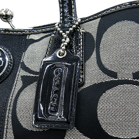 Coach(��ġ) F17424 ���� �׷��� �к긯 �ñ׳�ó ����� �̹���3 - ���̺��� �߰���ǰ