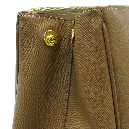 Prada(�����) BN1786 ī��(CARAMEL) ���ǾƳ� ���� ��Ʈ�� �̹���5 - ���̺��� �߰���ǰ