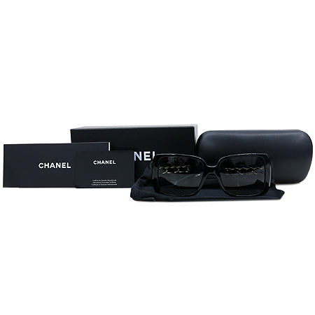 ����  ���۶�