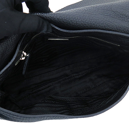 Prada(�����) VIT.DAINO �������� �ﰢ�ΰ� �÷� �̴� ����� �̹���5 - ���̺��� �߰���ǰ