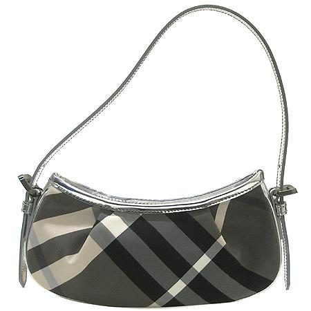 ������  �����