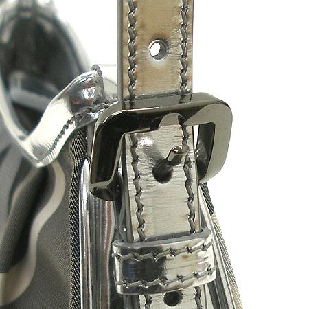 Burberry(������) �׷��� ��Ʈ üũ �к긯 �ǹ� ��Ż�� �̴� �Ŀ�ġ ����� [������û��] �̹���3 - ���̺��� �߰���ǰ