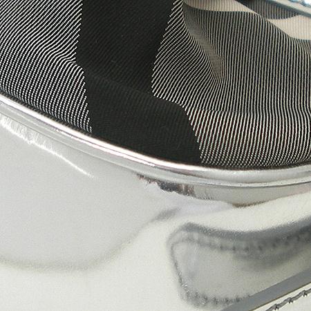 Burberry(������) �׷��� ��Ʈ üũ �к긯 �ǹ� ��Ż�� �̴� �Ŀ�ġ ����� [������û��] �̹���4 - ���̺��� �߰���ǰ