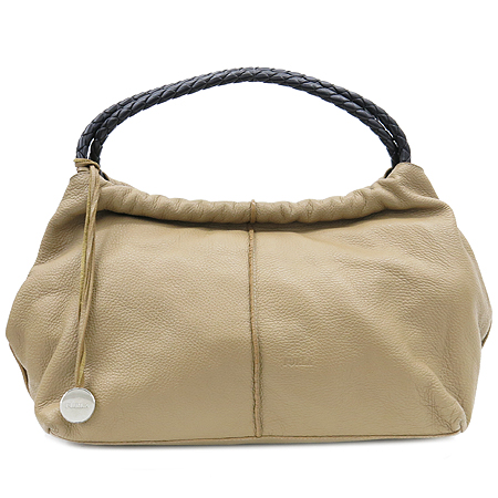 �Ƕ�  ��Ʈ��