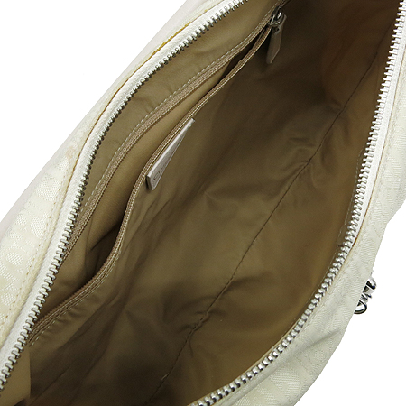 Dior(ũ����î���) ������ø� �ΰ� �к긯 ���̺��� ���� ȥ�� ȣ�� ����� �̹���6 - ���̺��� �߰���ǰ