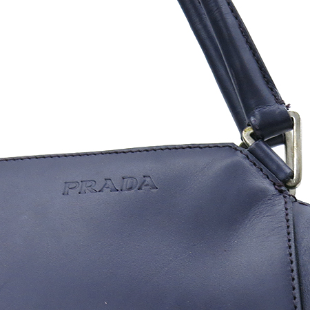 Prada(�����) ���� ���� �ﰢ �ΰ� ��� ��Ʈ�� �̹���3 - ���̺��� �߰���ǰ