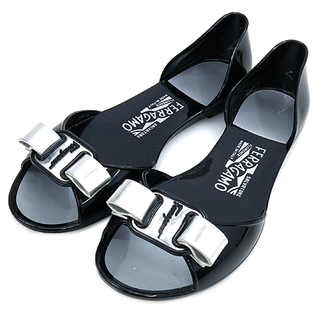 Ferragamo(��󰡸�) VARINA(�ٸ���) ���� ���� ���� ���� �̹���5 - ���̺��� �߰���ǰ