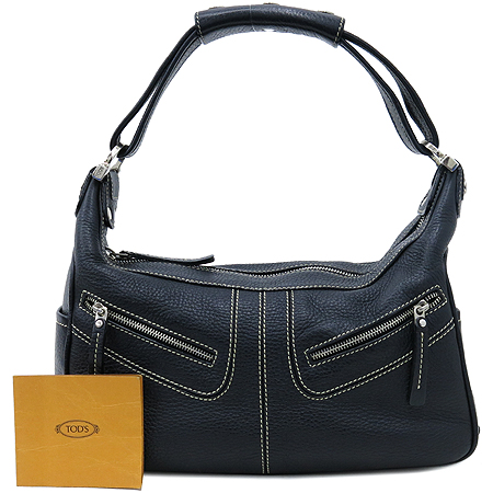 ����  �����