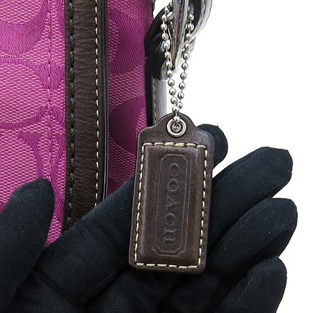 Coach(��ġ) 13018 �ñ״��� �ڰ��� ���� ���� ũ�ν��� �̹���3 - ���̺��� �߰���ǰ