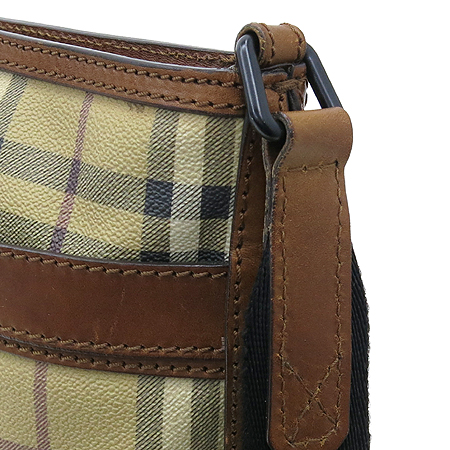 Burberry(������) 3826874 ���̸��� üũ PVC ���� ���� Ʈ���� ũ�ν��� �̹���3 - ���̺��� �߰���ǰ