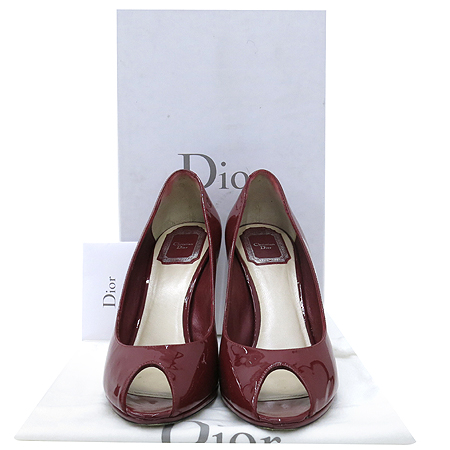 ���  ����