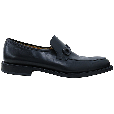 Ferragamo(󰡸)   ġ    ̹3 - ̺ ߰ǰ