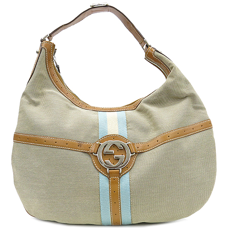 ����  �����