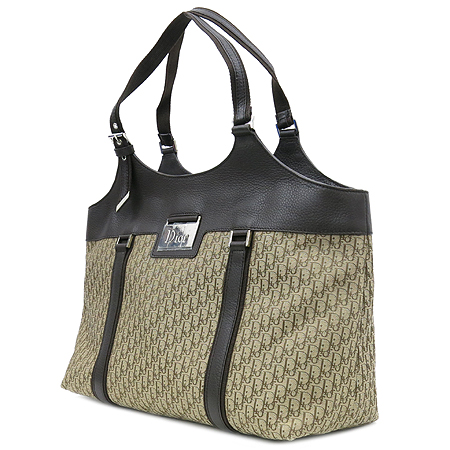 Dior(ũ����î���) �ΰ� �ڰ��� ����� Ʈ���� ������ø� ����� �̹���3 - ���̺��� �߰���ǰ