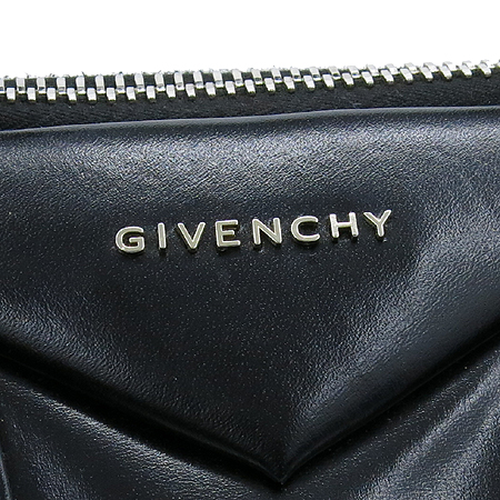 GIVENCHY(�����) ���� �ΰ� ���� ���� ī�� ���� ��Ƽ���� M ������ 2-WAY �̹���5 - ���̺��� �߰���ǰ