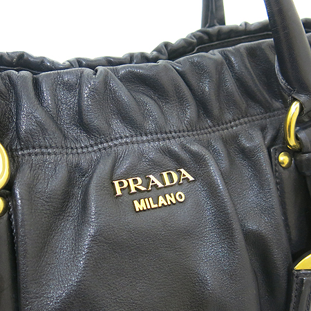 Prada(�����) BR4302 SOFTCALF NERO ī����Ų ���� ����ΰ� 2WAY [���빮��] �̹���4 - ���̺��� �߰���ǰ