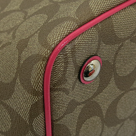 Coach(��ġ) F29064 �ñ׳�ó PVC��ũ �ֳ��� ȥ�� ������ ���� ����� [��������] �̹���5 - ���̺��� �߰���ǰ