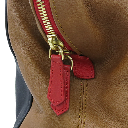 Fendi(���) 8BL110 ���� ���� �ΰ� ��� ī�᷹�� 2WAY �̹���4 - ���̺��� �߰���ǰ